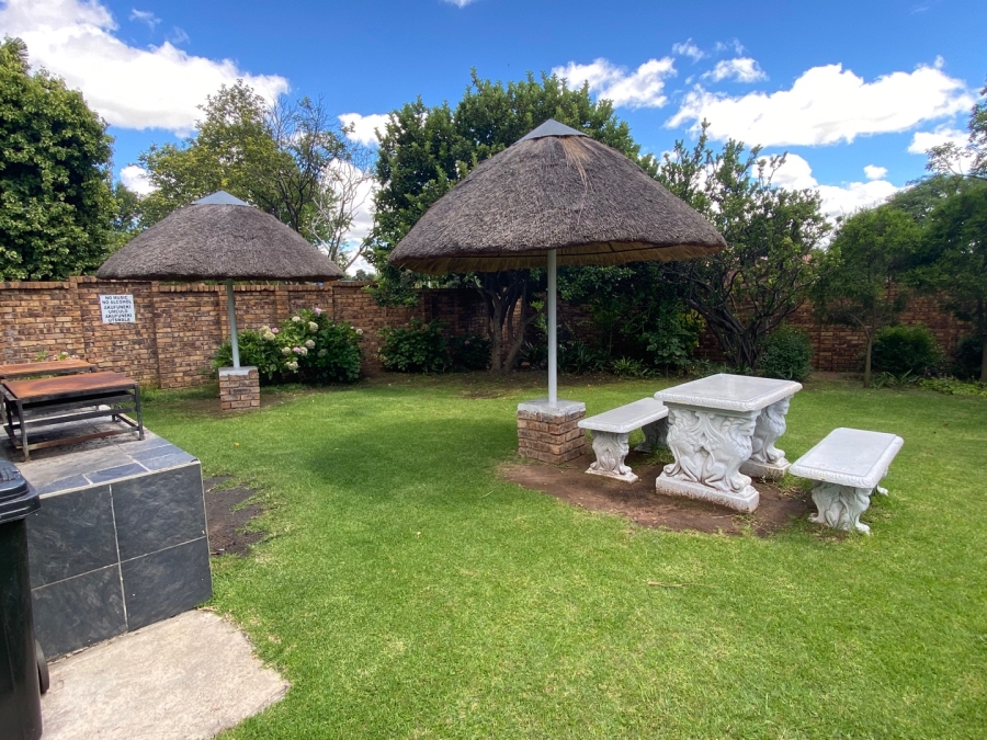 1 Bedroom Property for Sale in Middelburg Central Mpumalanga