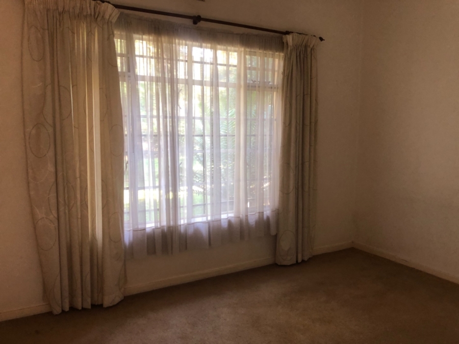 5 Bedroom Property for Sale in White River Ext 1 Mpumalanga