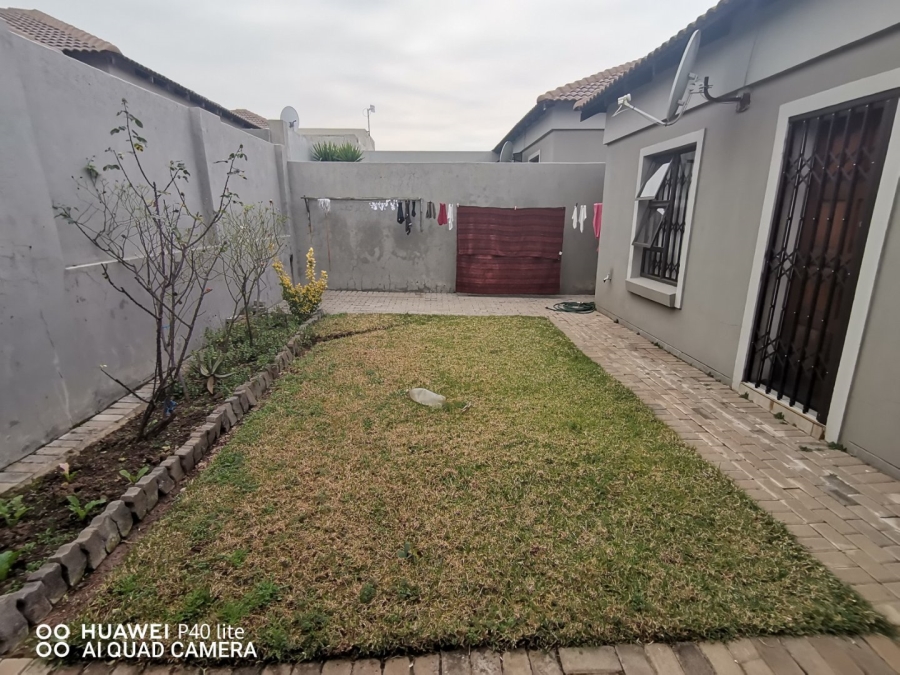 2 Bedroom Property for Sale in Terra Nova Mpumalanga