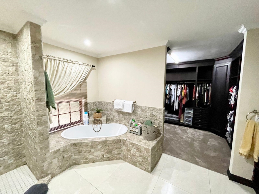 4 Bedroom Property for Sale in Suidheuwel Mpumalanga