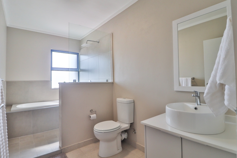 3 Bedroom Property for Sale in Stonehenge Mpumalanga