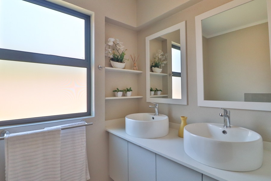 3 Bedroom Property for Sale in Stonehenge Mpumalanga