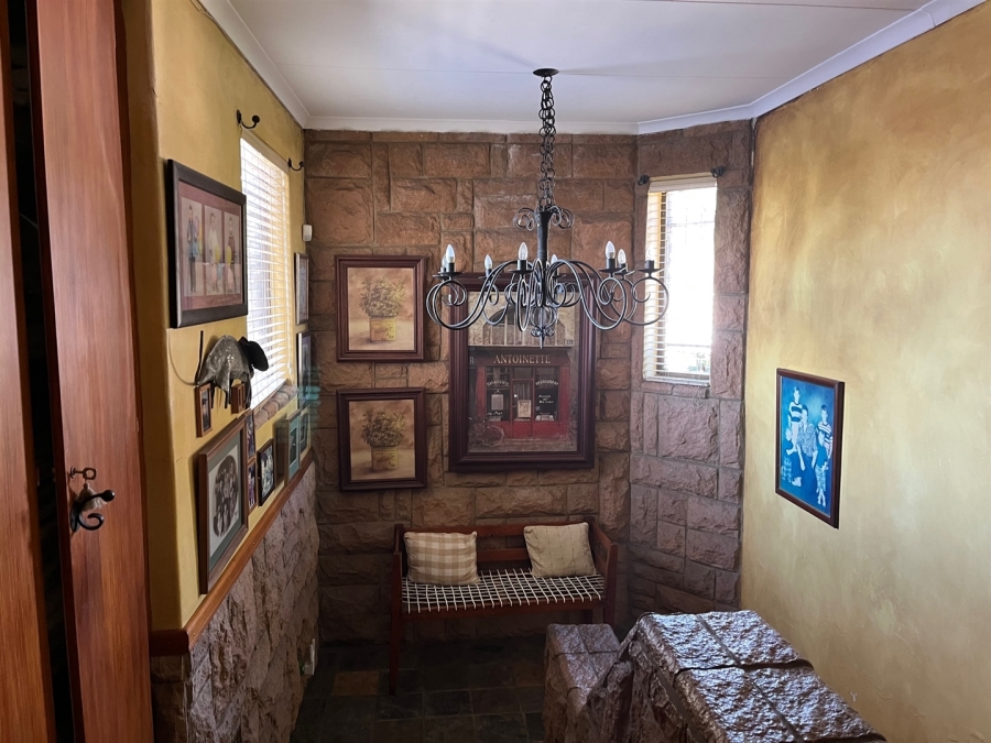 6 Bedroom Property for Sale in Die Heuwel Mpumalanga