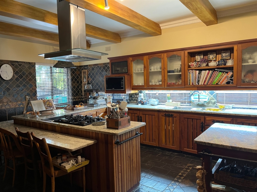 6 Bedroom Property for Sale in Die Heuwel Mpumalanga