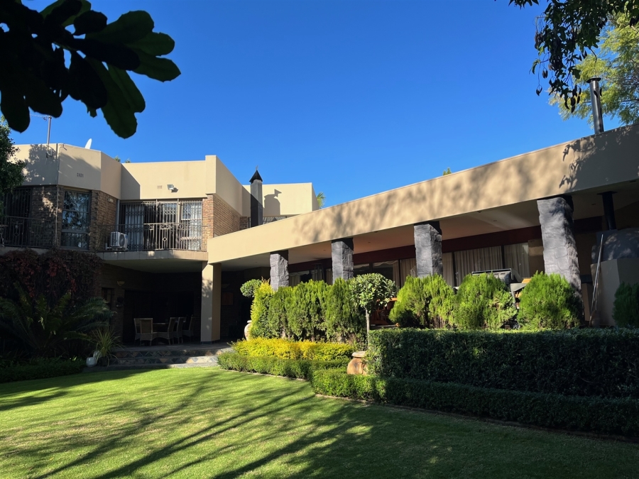 6 Bedroom Property for Sale in Die Heuwel Mpumalanga