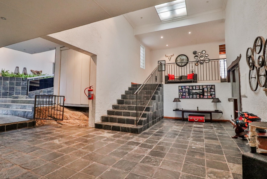9 Bedroom Property for Sale in White River Rural Mpumalanga