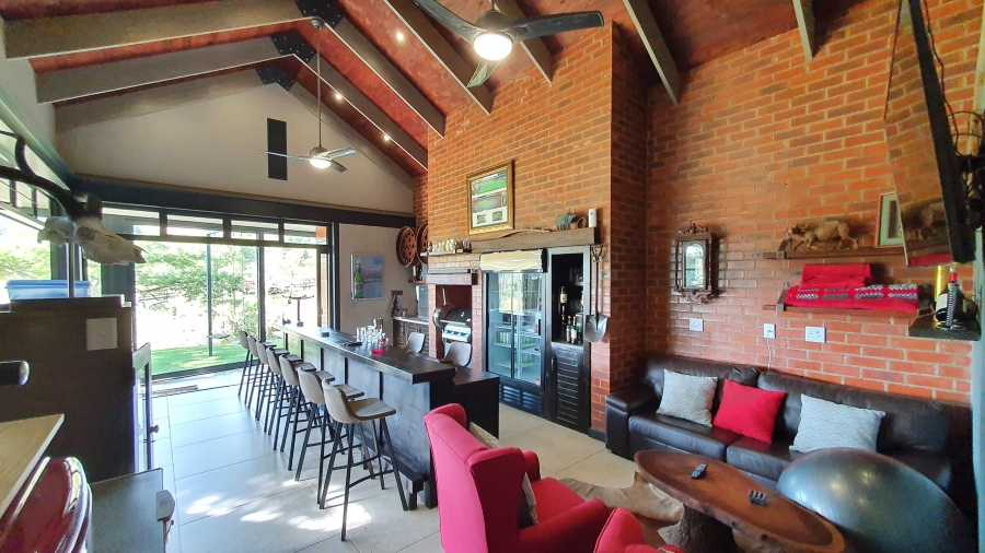 7 Bedroom Property for Sale in Sonheuwel Mpumalanga