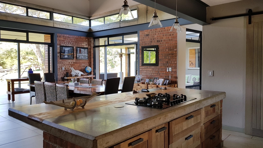 7 Bedroom Property for Sale in Sonheuwel Mpumalanga