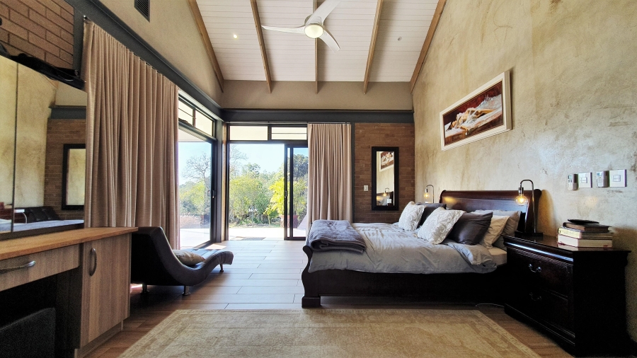 7 Bedroom Property for Sale in Sonheuwel Mpumalanga