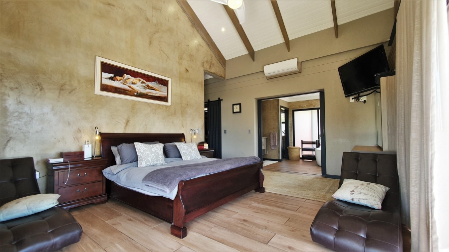 7 Bedroom Property for Sale in Sonheuwel Mpumalanga