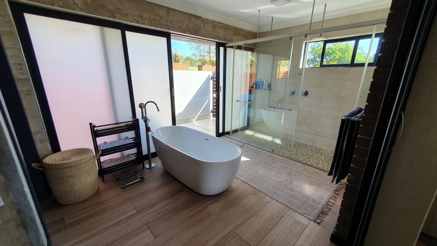 7 Bedroom Property for Sale in Sonheuwel Mpumalanga