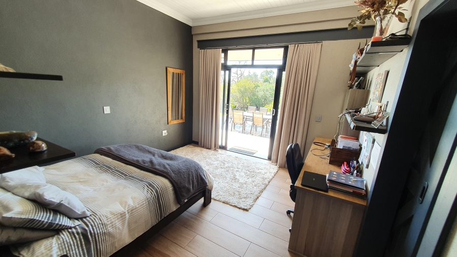 7 Bedroom Property for Sale in Sonheuwel Mpumalanga