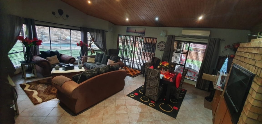 4 Bedroom Property for Sale in Gholfsig Mpumalanga