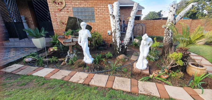 4 Bedroom Property for Sale in Gholfsig Mpumalanga