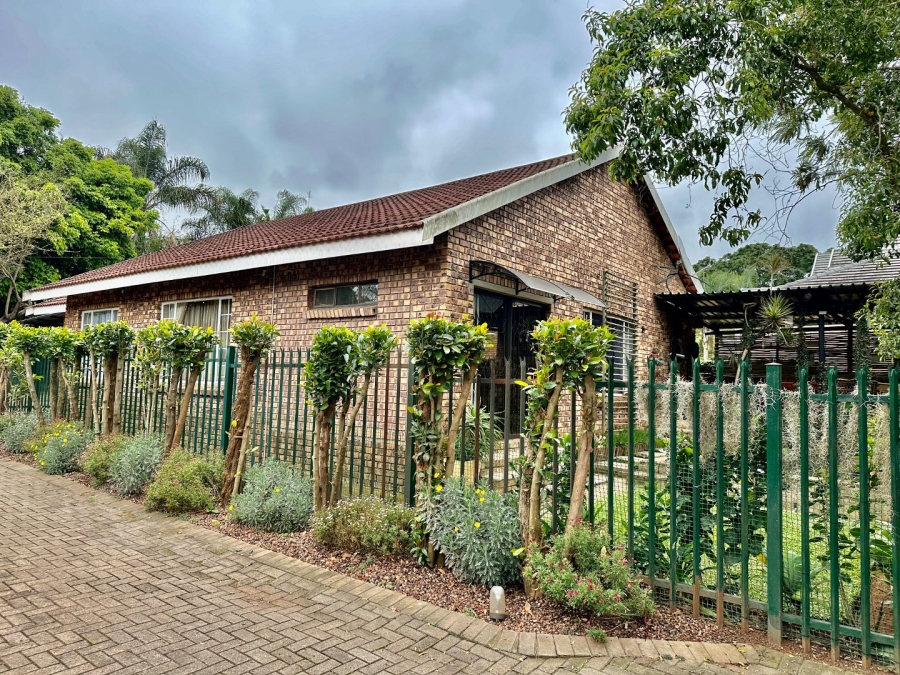2 Bedroom Property for Sale in Colts Hill Mpumalanga