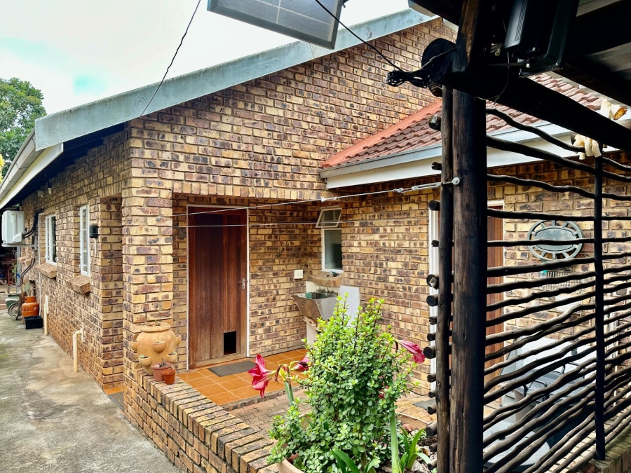 2 Bedroom Property for Sale in Colts Hill Mpumalanga