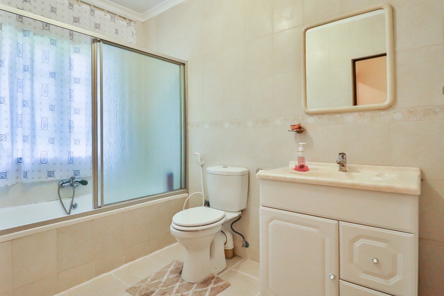 4 Bedroom Property for Sale in White River Country Estate Mpumalanga