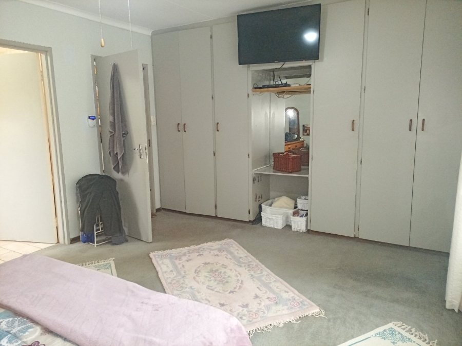 4 Bedroom Property for Sale in Kingsview Mpumalanga