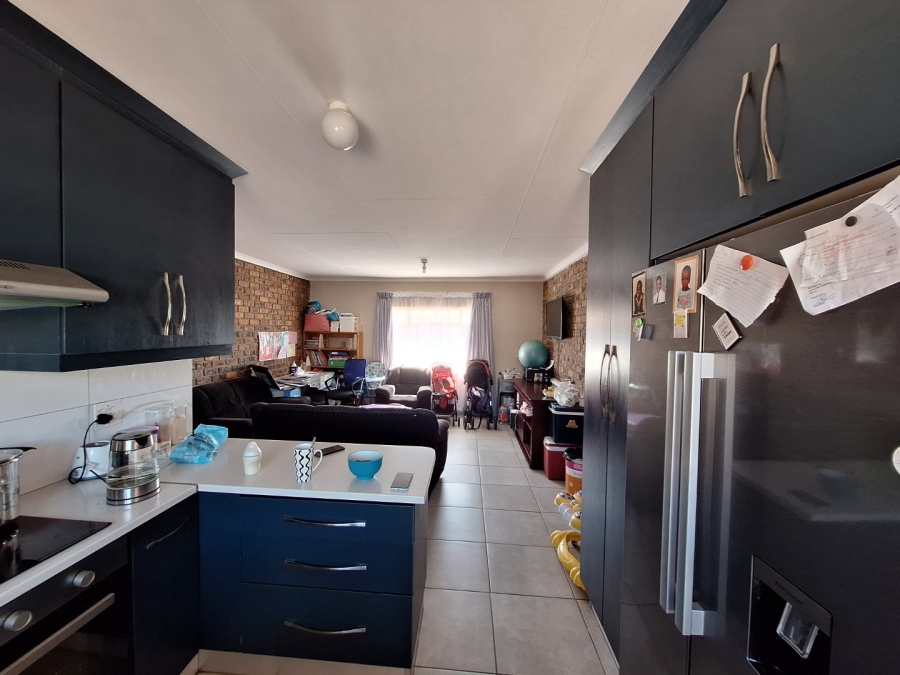 To Let 2 Bedroom Property for Rent in Noordrand Mpumalanga