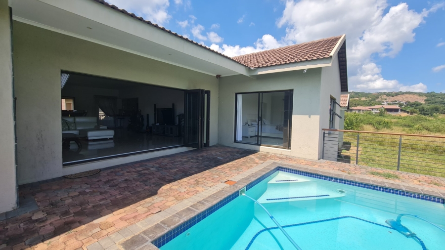 4 Bedroom Property for Sale in Ntulo Wildlife Estate Mpumalanga