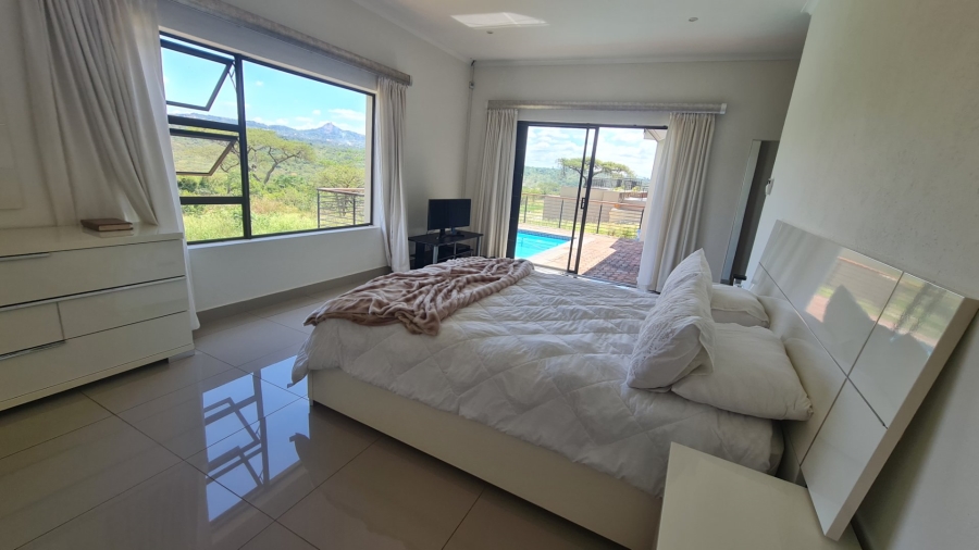 4 Bedroom Property for Sale in Ntulo Wildlife Estate Mpumalanga