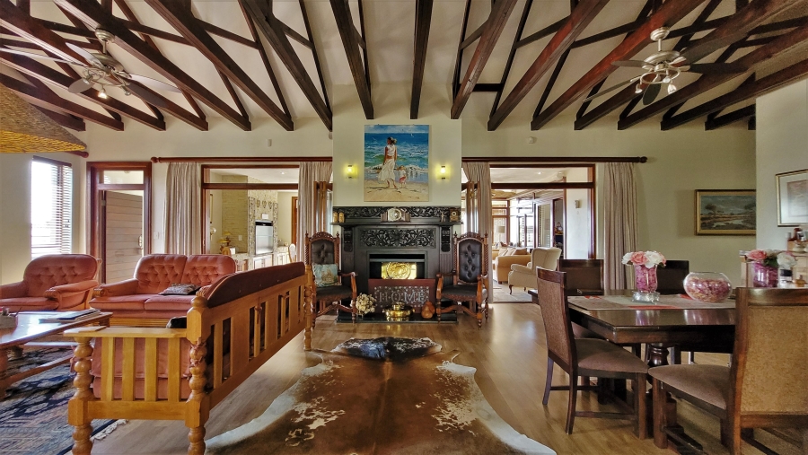 6 Bedroom Property for Sale in Sonheuwel Ext 1 Mpumalanga