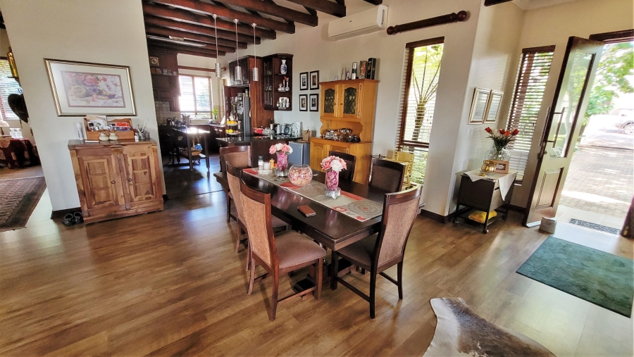 6 Bedroom Property for Sale in Sonheuwel Ext 1 Mpumalanga