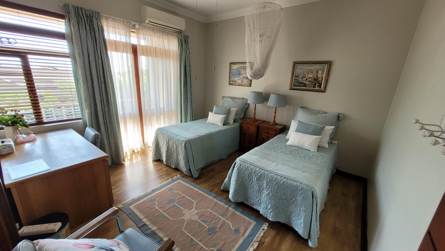 6 Bedroom Property for Sale in Sonheuwel Ext 1 Mpumalanga