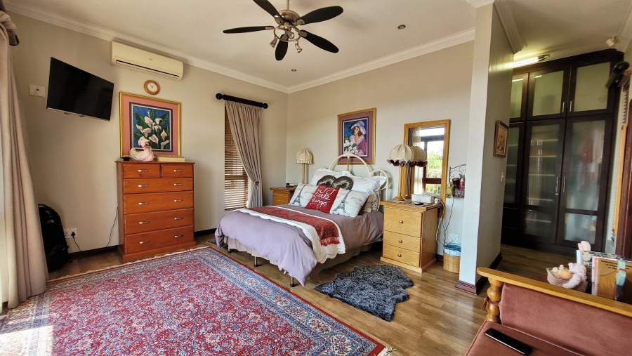 6 Bedroom Property for Sale in Sonheuwel Ext 1 Mpumalanga