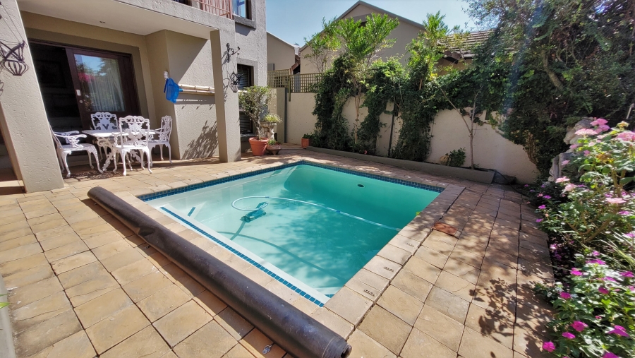 6 Bedroom Property for Sale in Sonheuwel Ext 1 Mpumalanga