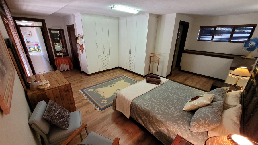 6 Bedroom Property for Sale in Sonheuwel Ext 1 Mpumalanga