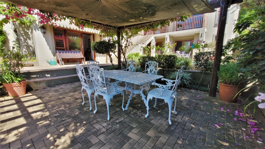 6 Bedroom Property for Sale in Sonheuwel Ext 1 Mpumalanga