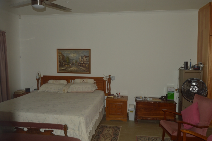 2 Bedroom Property for Sale in Barberton Mpumalanga
