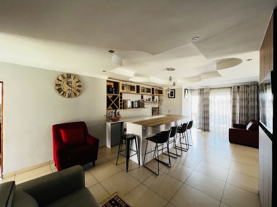 4 Bedroom Property for Sale in Stonehenge Ext 7 Mpumalanga