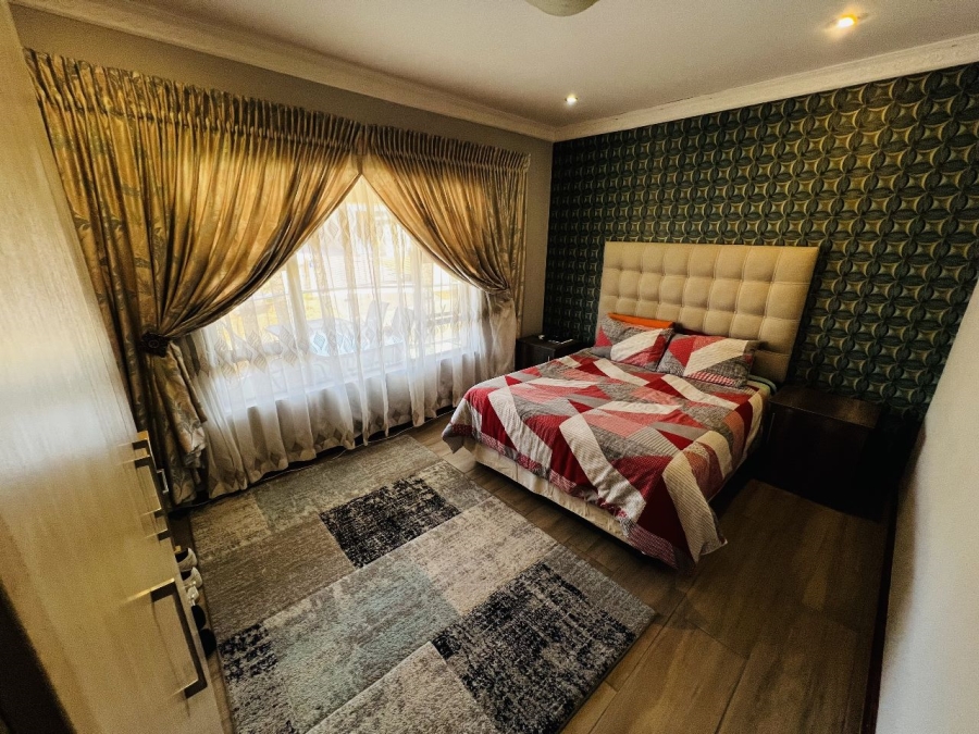 4 Bedroom Property for Sale in Stonehenge Ext 7 Mpumalanga