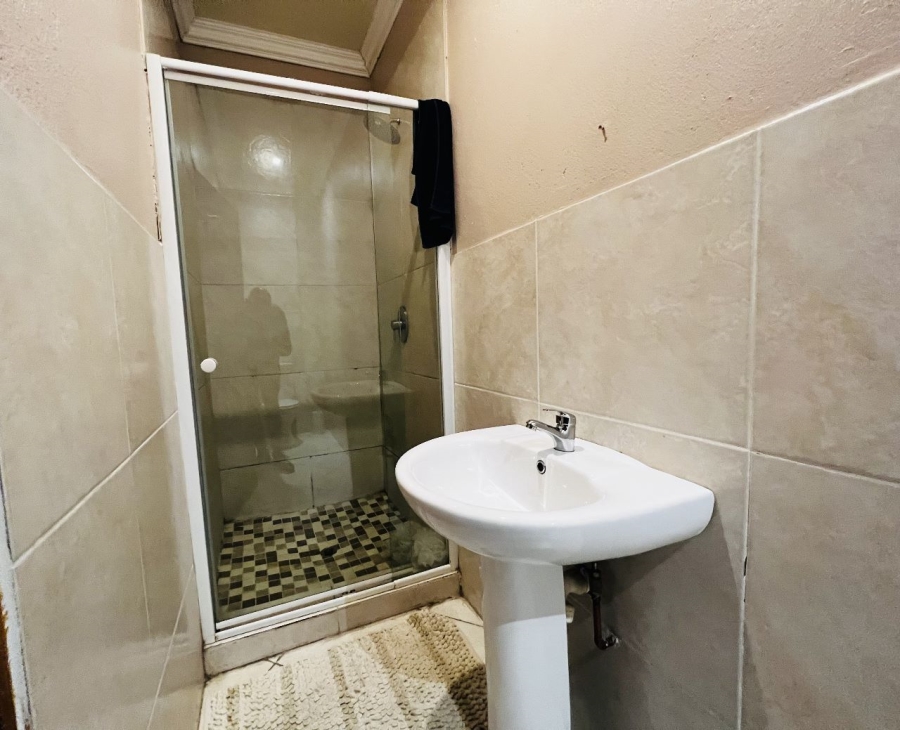 4 Bedroom Property for Sale in Stonehenge Ext 7 Mpumalanga