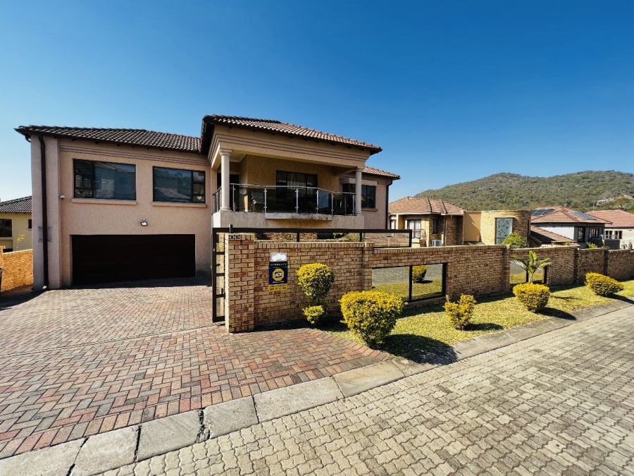 4 Bedroom Property for Sale in Stonehenge Ext 7 Mpumalanga