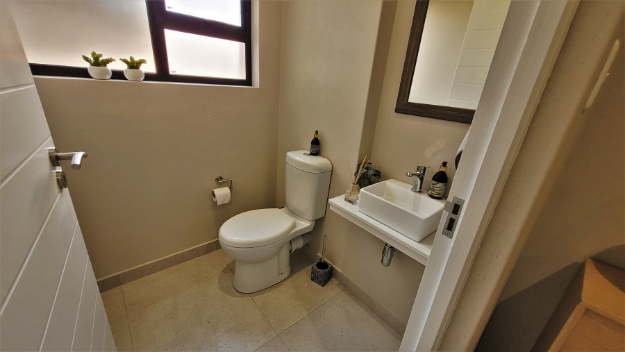 3 Bedroom Property for Sale in Stonehenge Mpumalanga