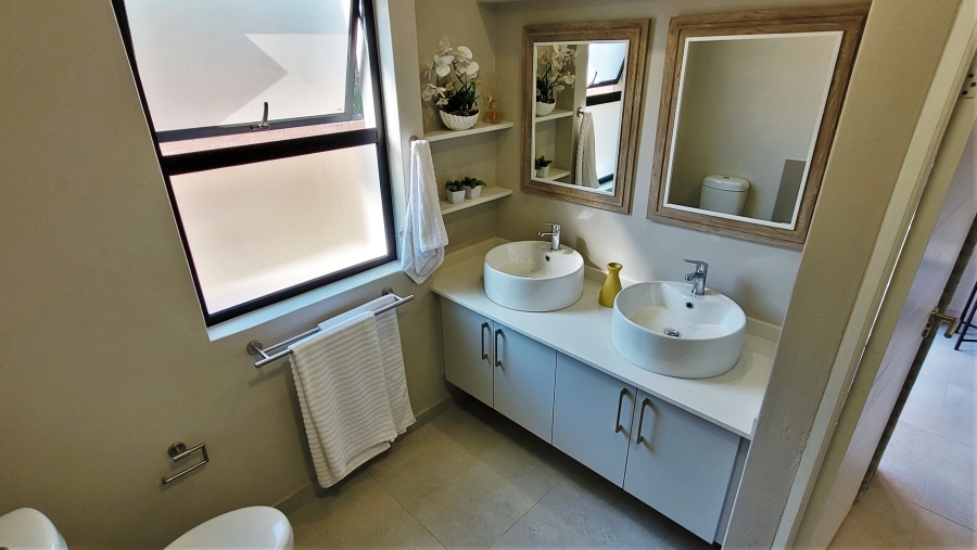 3 Bedroom Property for Sale in Stonehenge Mpumalanga