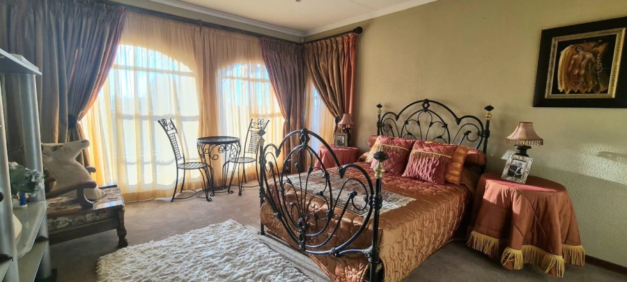 5 Bedroom Property for Sale in Secunda Mpumalanga