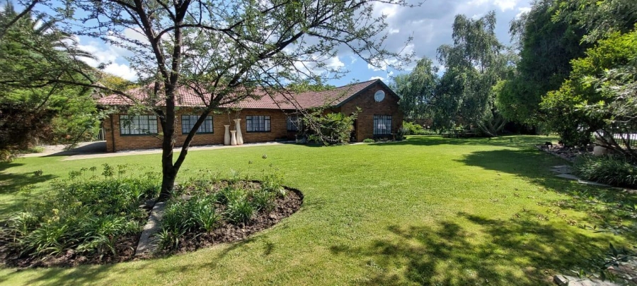 4 Bedroom Property for Sale in Suidheuwel Mpumalanga