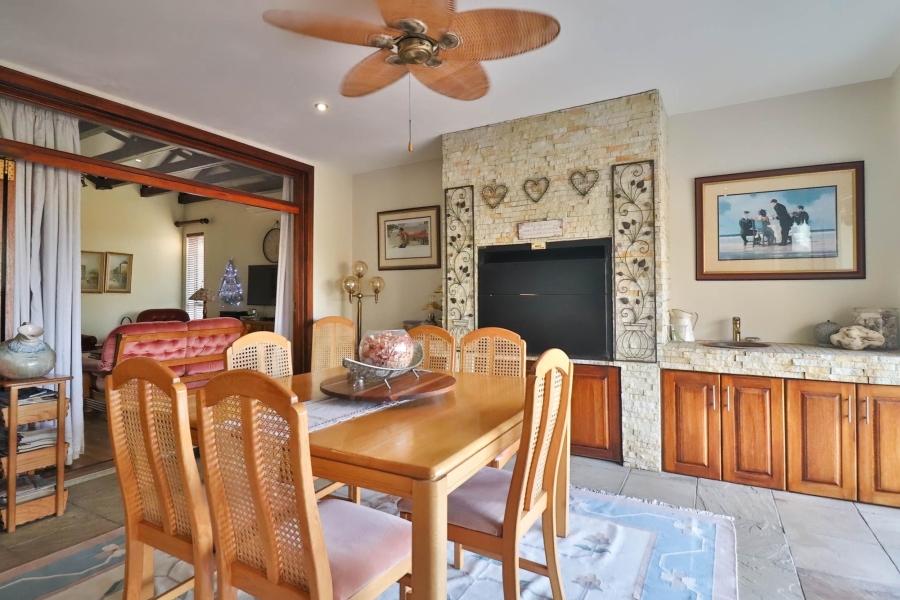 6 Bedroom Property for Sale in Sonheuwel Ext 1 Mpumalanga