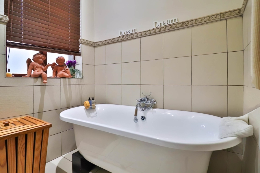 6 Bedroom Property for Sale in Sonheuwel Ext 1 Mpumalanga