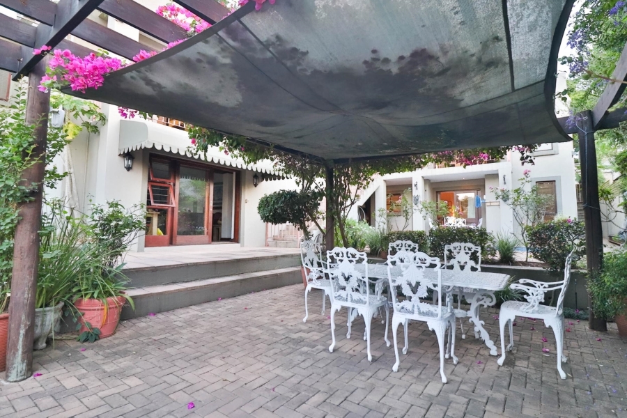 6 Bedroom Property for Sale in Sonheuwel Ext 1 Mpumalanga