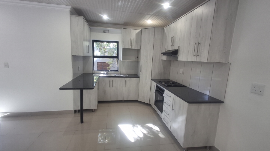 6 Bedroom Property for Sale in Nelspruit Ext 5 Mpumalanga