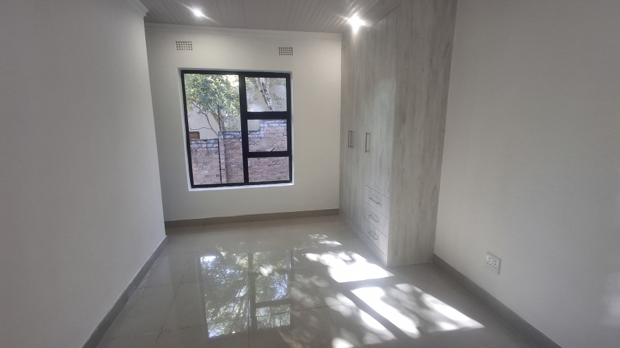 6 Bedroom Property for Sale in Nelspruit Ext 5 Mpumalanga