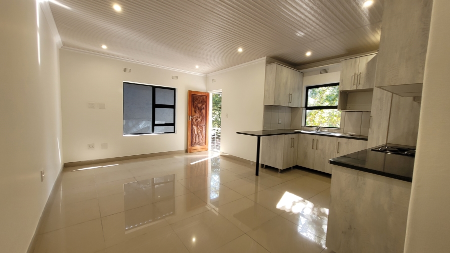 6 Bedroom Property for Sale in Nelspruit Ext 5 Mpumalanga