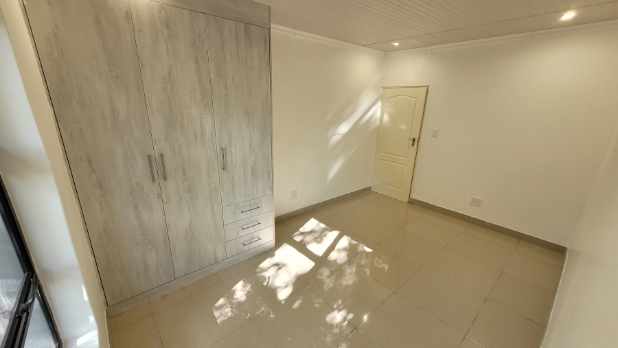 6 Bedroom Property for Sale in Nelspruit Ext 5 Mpumalanga