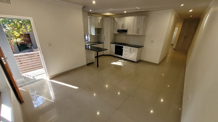 6 Bedroom Property for Sale in Nelspruit Ext 5 Mpumalanga