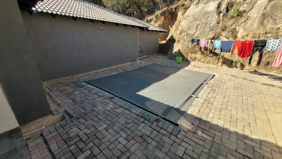 6 Bedroom Property for Sale in Nelspruit Ext 5 Mpumalanga